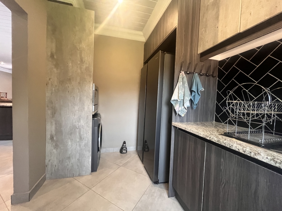 4 Bedroom Property for Sale in Wilkoppies North West